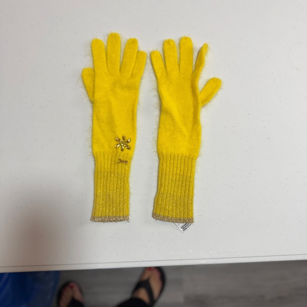 Juicy Couture Cashmere Gloves Yellow Rhinestone Snowflake Womens J9007265